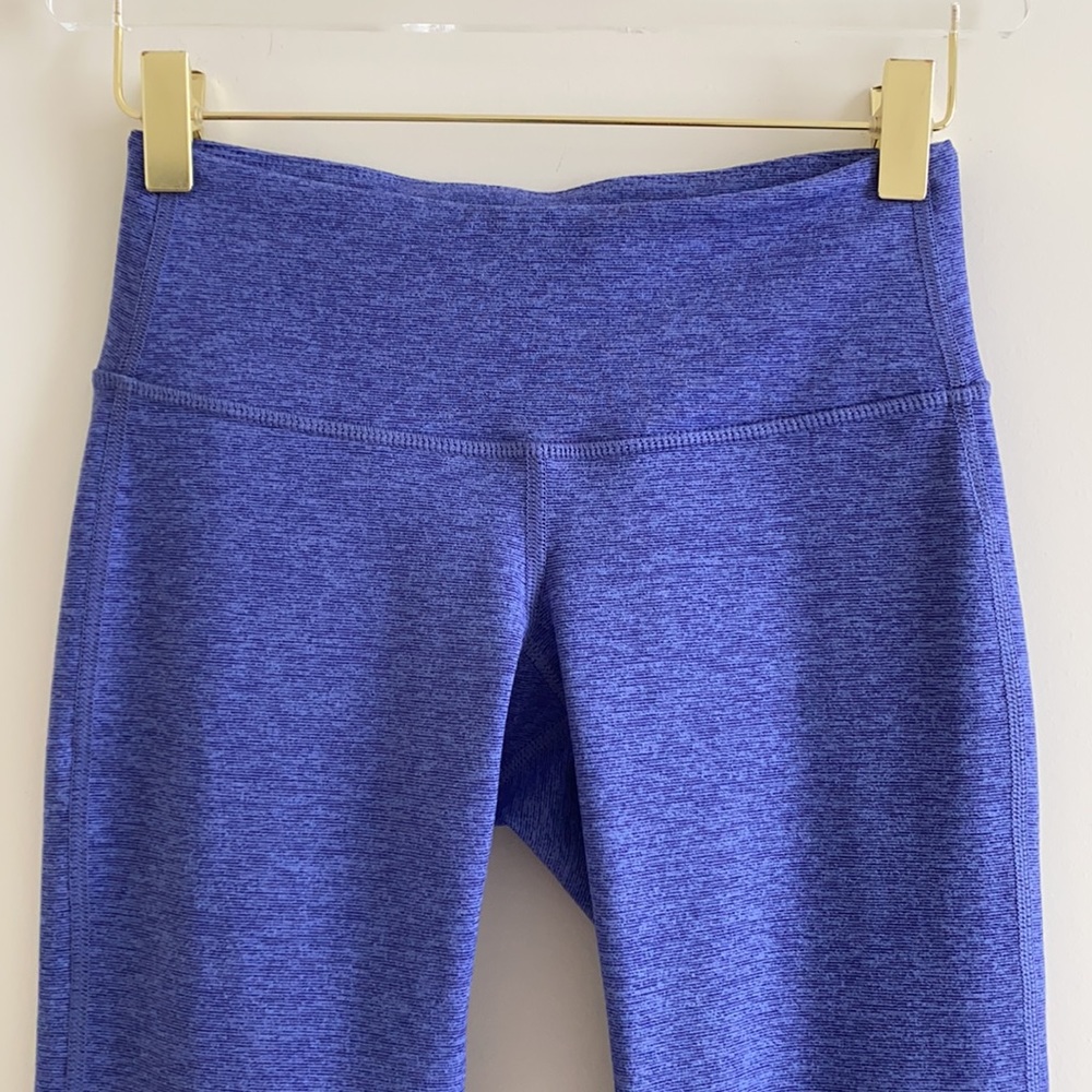 *NWOT* Old Navy Active Go-Dry Capri Leggings - Picture 4 of 14